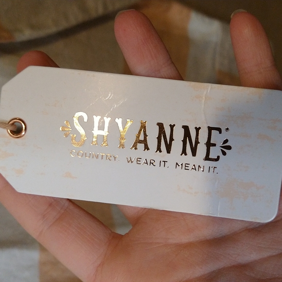 SHYANNE PLAID LONG SLEEVE BUTTON-DOWN WESTERN CORE SHIRT - Picture 7 of 7